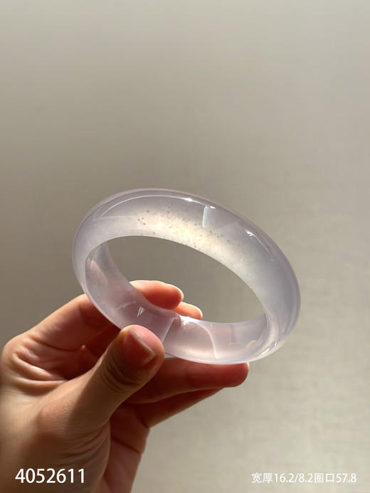 4052611，手镯，圈口57.8。具体价格微信咨询 商品图1