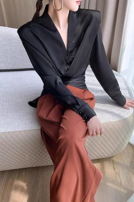 Le Malene V领光泽感新中式上衣 19360 商品图4