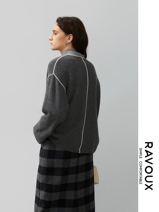 264089901阔版V领羊绒衫 商品图3