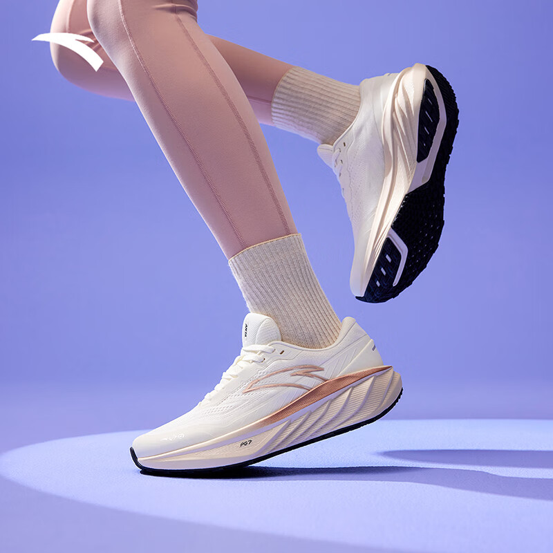 安踏旅行丨PG7新款革网缓震耐磨舒适透气运动鞋女跑步鞋122445504