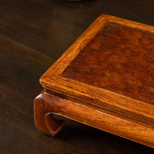 二十世纪 黄花梨镶瘿木彭牙鼓腿器座（一对） 商品图2