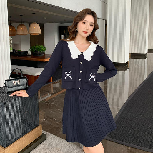 奢姿2025年秋冬新款时尚套装学院风撞色翻领针织衫短裙两件套女9843969042 商品图1