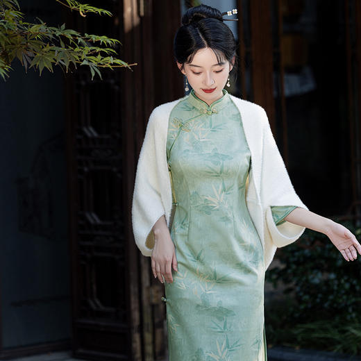 2024新中式改良秋季粉色麂皮绒年轻款显瘦甜美减龄长款旗袍MLS7061 商品图2