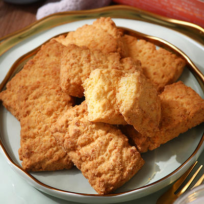 煌记 黄油咸蛋酥90g*3 商品图1