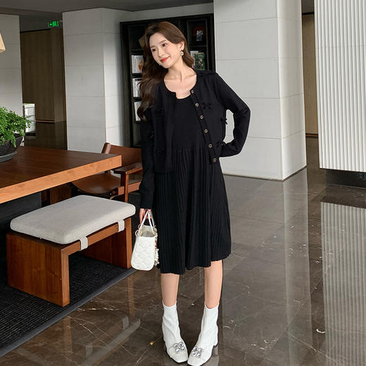 【降价】奢姿大码女装2025秋季减龄蝴蝶结针织两件套胖妹妹小香风时尚套装9843955129 商品图4