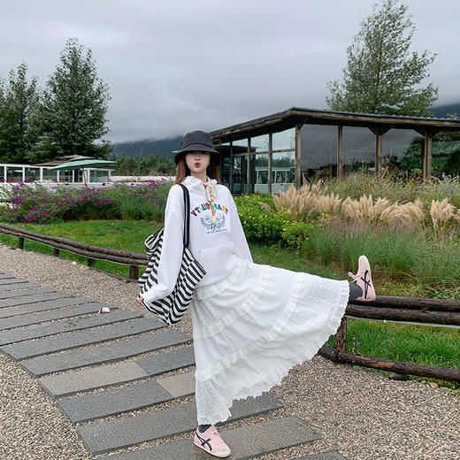 <曾小咸推荐>现货秒杀 ！微信超特价！彩色字母连帽卫衣 日常218.88 立减118.89 秒杀99.99！！ 商品图3