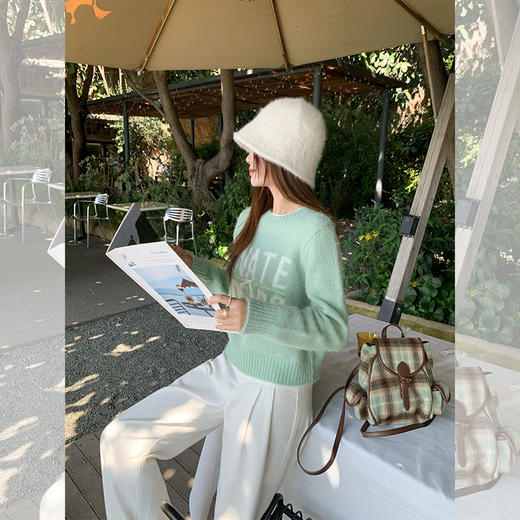 【179元任选2件】最后一波现货！绿色字母短款加厚保暖毛衣 商品图4