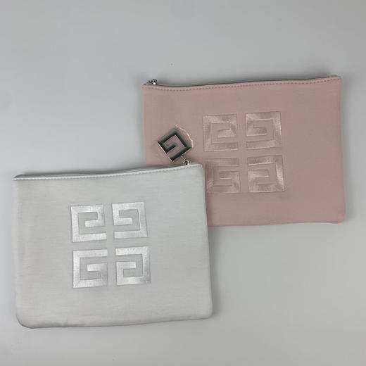 纪梵希-海蓝化妆包-颜色随机-会员5折 商品图0