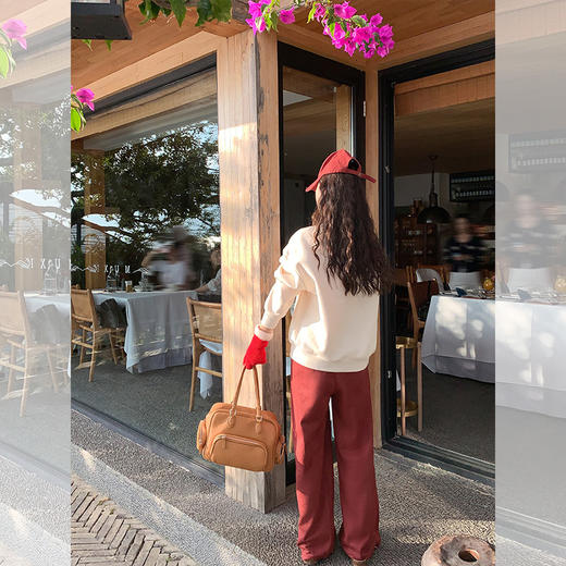 【179元任选2件】最后一波现货！杏色字母刺绣卫衣 商品图4