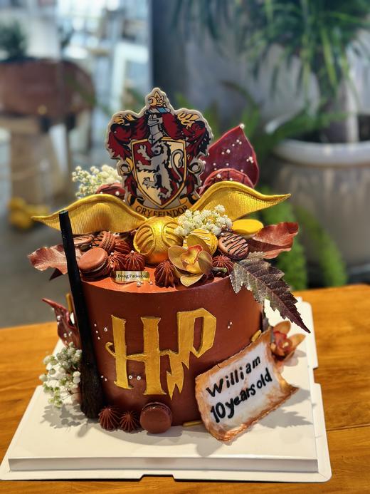 哈利波特-格兰芬多学院·奶油霜翻糖蛋糕（款式复杂，提前两天预定） 商品图0