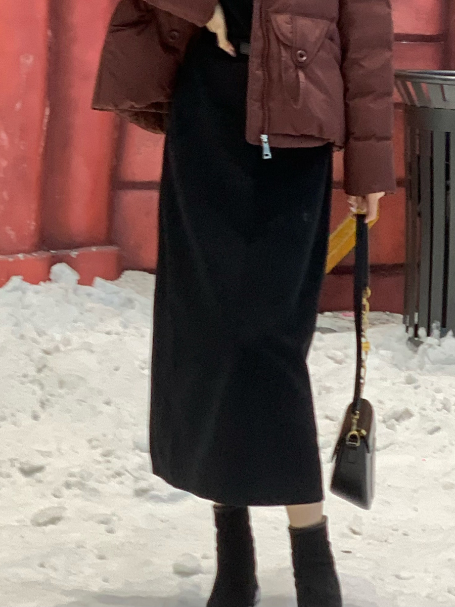 【百图lulu定制】【暖语半裙】【赠腰带】竖条纹 绒感 有肉感 显瘦 时髦A字 灯芯绒半裙