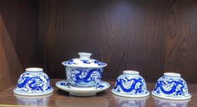 青花龙纹茶具套