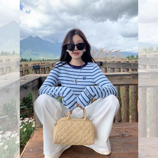 <曾小咸推荐>百搭休闲蓝色条纹修身针织衫 商品图2