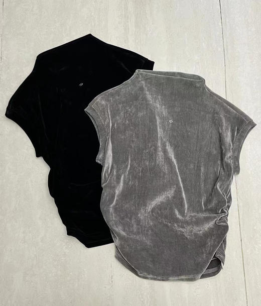 【门店同款】ENJOY秋季C-植绒立领短袖上衣 159098231 商品图0