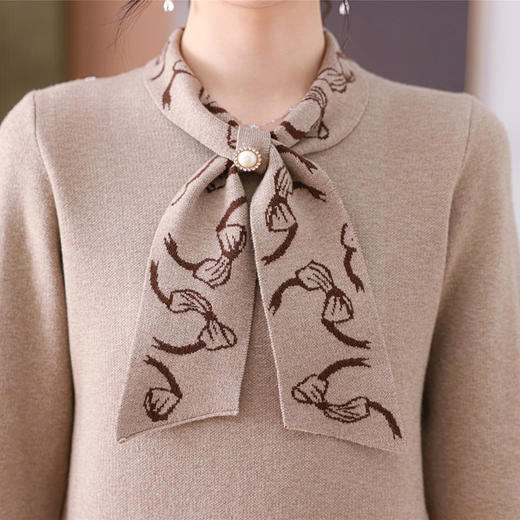 CC-103-5807蝴蝶结加厚连衣裙秋冬女装休闲大码洋气领结设计针织打底毛衣 商品图2