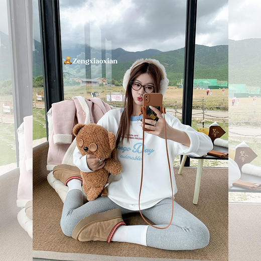 <曾小咸推荐>现货秒杀 ！微信超特价！2色字母绣花加绒T恤 日常139.99 立减60 秒杀79.99！！ 商品图1