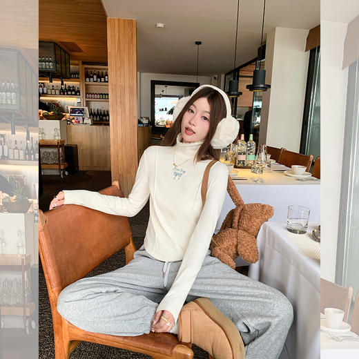 <曾小咸推荐>新品现货秒杀！卖完下架不再补 ！微信粉丝打折价！！百搭杏色修身长袖高领打底衫 日常119.99/件 立减60 秒杀59.99/件！！ 商品图1