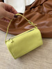 1110-8 双十一绝杀亏清 TR 90年代 小鸡黄 笔筒手袋 笔筒包 商品缩略图8