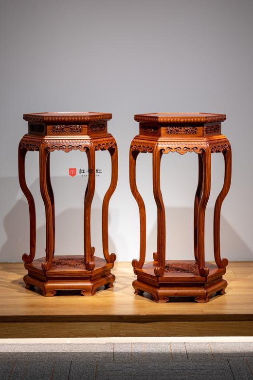 红桥红  家具严选  缅甸花梨（大果紫檀）  【故宫款六足如意带托尼 花架】 商品图0