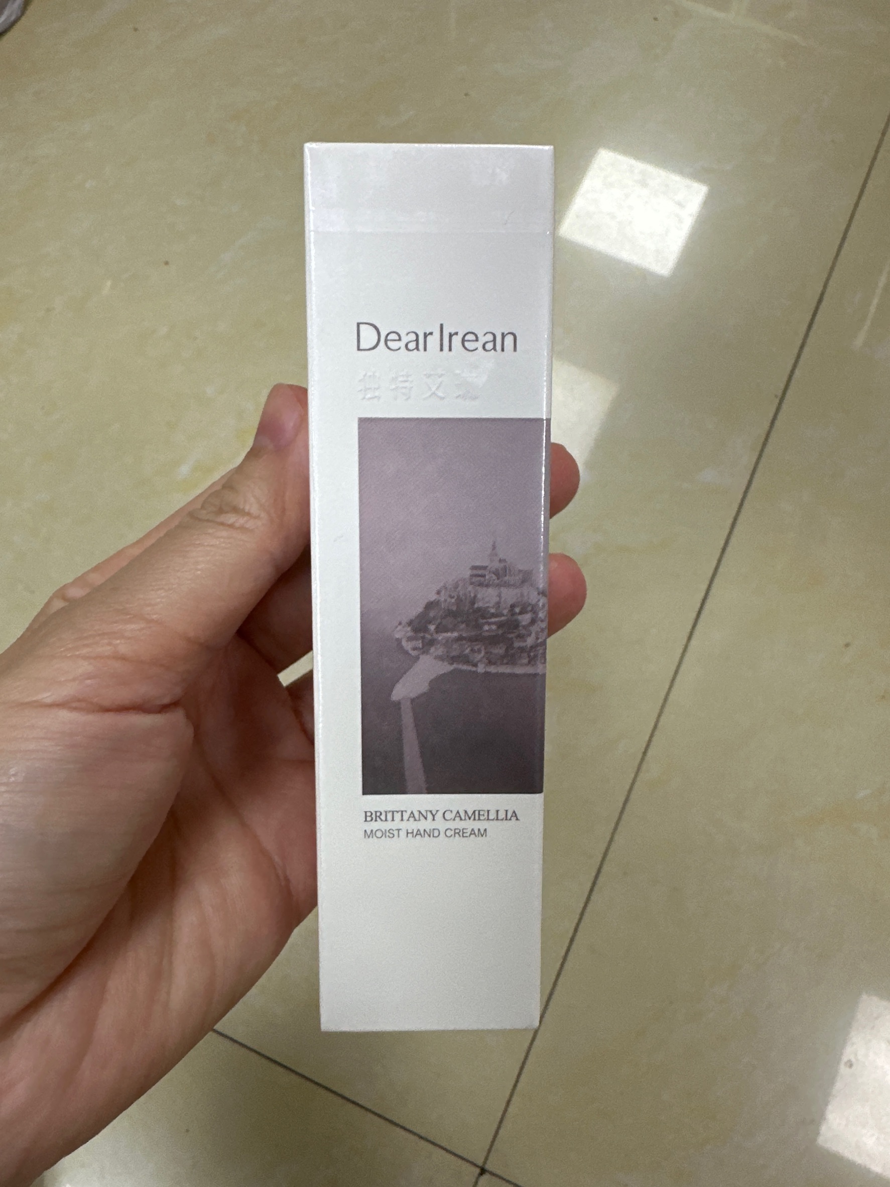 独特艾琳布列塔尼白茶凝润护手霜35ml