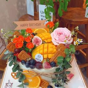 【满怀欣喜】创意鲜花水果蛋糕