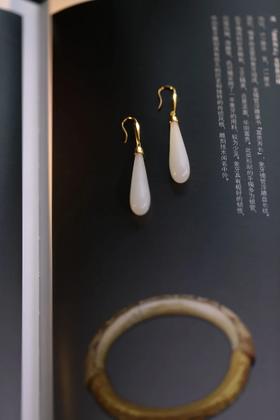 瑶台枝 ｜黄金水滴白玉耳环