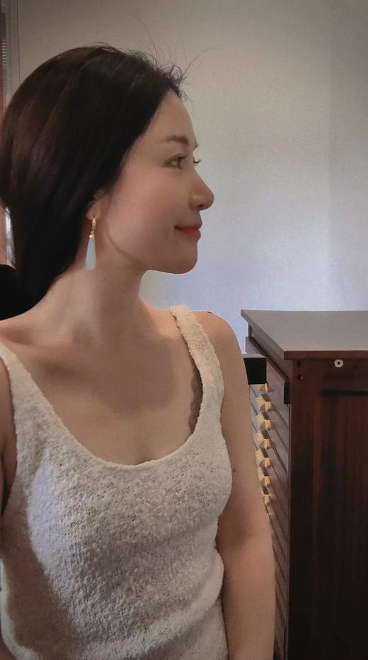 瑶台枝 ｜黄金水滴白玉耳环 商品图6