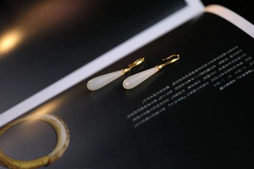 瑶台枝 ｜黄金水滴白玉耳环 商品图1