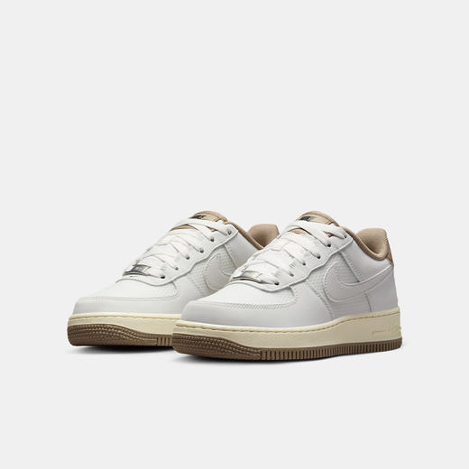 Nike Air Force 1 LV8 大童空军一号运动鞋 HF6924 商品图4