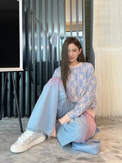 【高品质私服】【AS Face表情笑脸套头毛衣】紧致细腻 宽松H版型 舒适好穿脱【无标出货 介意慎拍】 商品图3