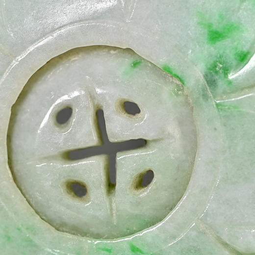 清代翡翠“财源滚滚”莲花转心佩 商品图5