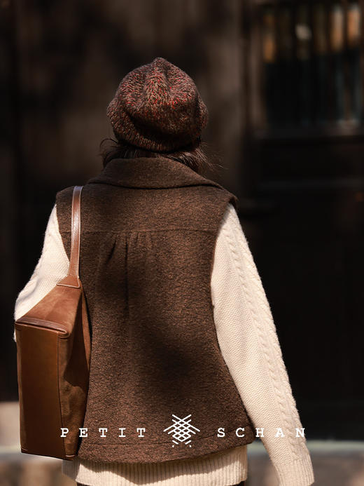 PETIT SCHAN小闪 CLO#642 slow sheep 慢羊羊 羊羔毛翻领休闲马甲外套 商品图4