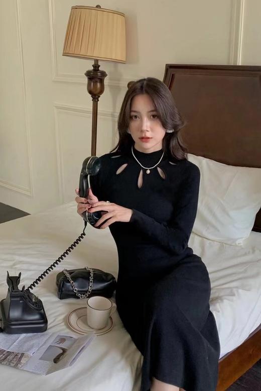 SIA SAYLOR 优雅镂空针织长款连衣裙 14812 商品图2