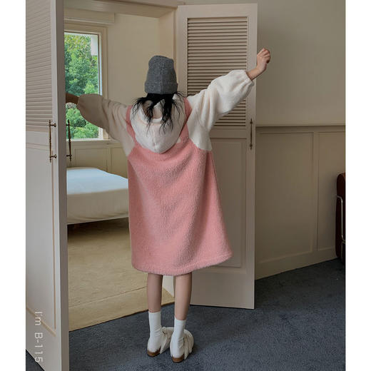 【熊出没】秋冬新款小熊环游记睡袍女 软萌背带暖暖袍居家外套 商品图3