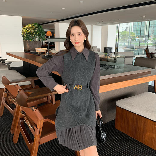 奢姿2025年秋冬新款大码女装背心连衣裙套装胖妹妹法式针织两件套9944955968 商品图0