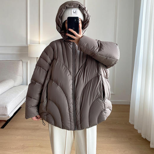 雀说白鸭绒斗篷加厚面包羽绒服女冬季短款连帽茧型泡芙外套AL 商品图1
