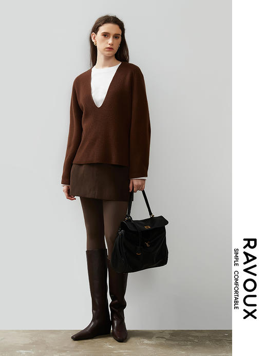 264089910深V竖纹理连肩袖毛衫 商品图3