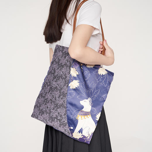 大英博物馆 盖亚·安德森猫系列 拼接休闲轻便单肩包 商品图3