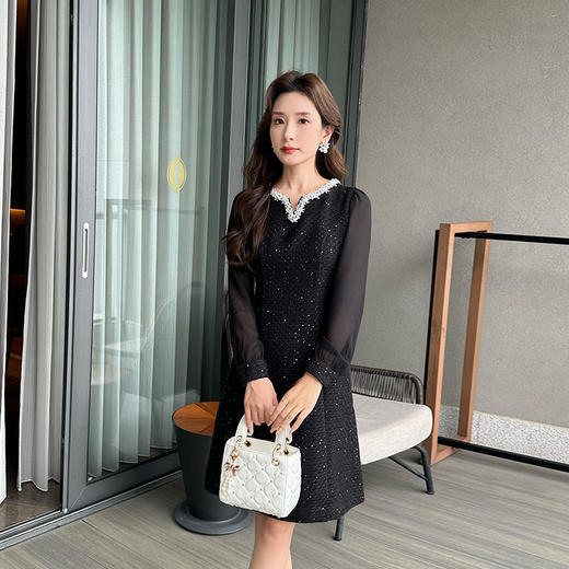 奢姿大码女装2025秋季减龄钉珠装饰连衣裙胖妹妹半开领时尚裙子9943863136 商品图1
