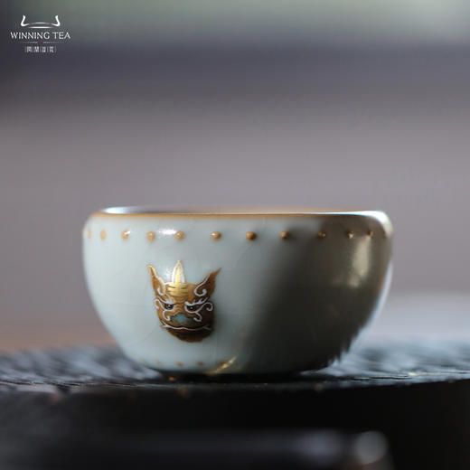 问鼎汝瓷虎首战鼓杯（描金绘画百兽） 商品图0