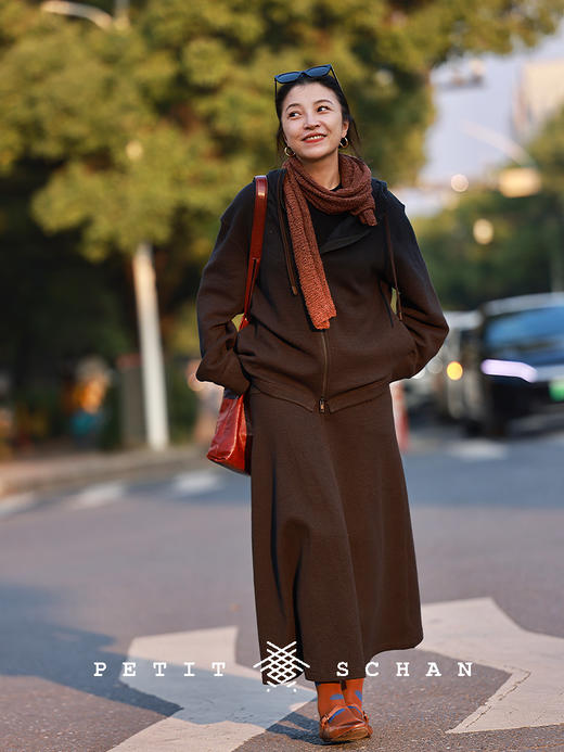 PETIT SCHAN小闪 CLO#650 maintain one's composure 不动声色 棉牦牛绒休闲感抽绳连帽卫衣外套 商品图0