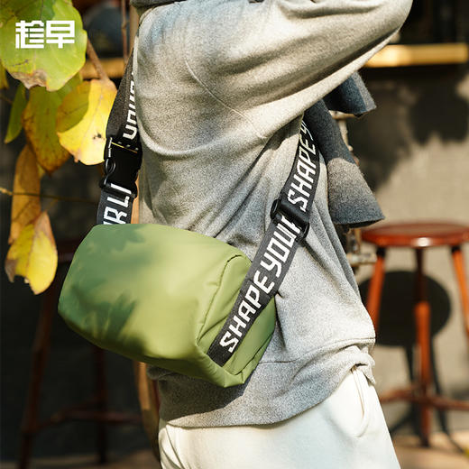 【趁早文创】趁早探险户外随身包斜挎包单肩手提便携背包休闲腰包运动骑行包 商品图0