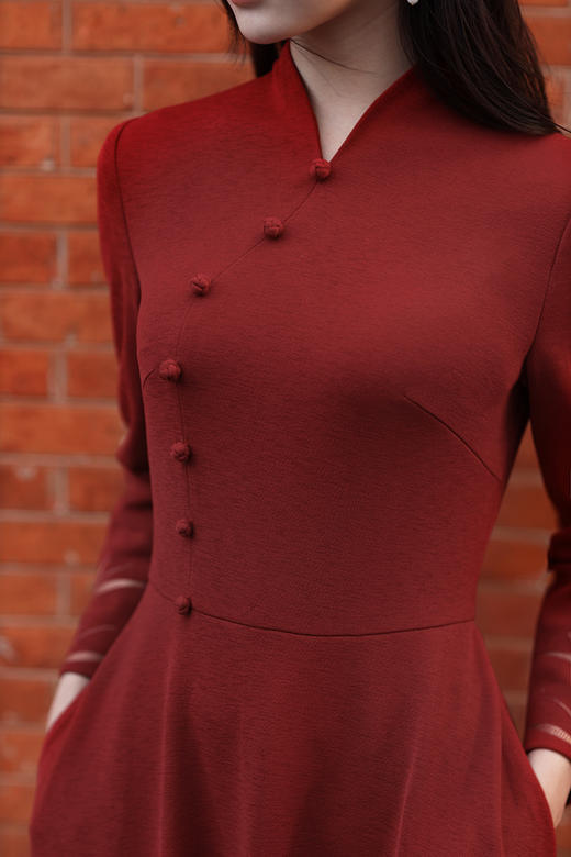 逸红颜明月优选 #新年好运针织裙【红竹】细腻金色竹叶绣花，中式清雅奢华，惊艳显瘦! 商品图11