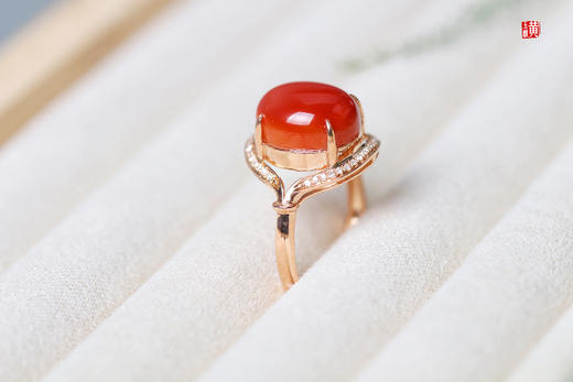 【芸乐】18K金镶南红戒指 商品图2