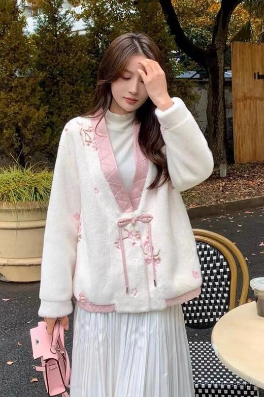 ELLA JADE 中式盘扣拼接领仿水貂外套 19476 商品图2