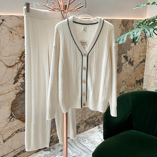 【慵懒松弛感】官网1088！秋冬毛绒针织开衫白色睡衣家居服女 居家保暖长袖长裤月子服套装 商品图8