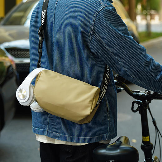 【趁早文创】趁早探险户外随身包斜挎包单肩手提便携背包休闲腰包运动骑行包 商品图2