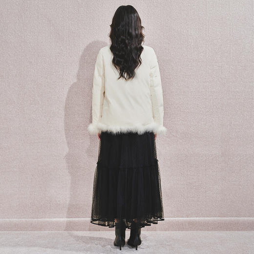 精致贵雅感外套高级气质24秋刺绣贵雅风情毛边羽绒服 商品图4