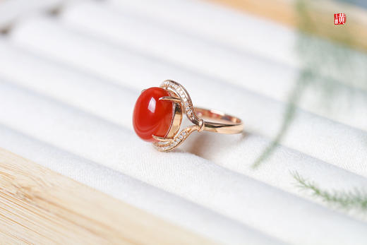 【芸乐】18K金镶南红戒指 商品图4