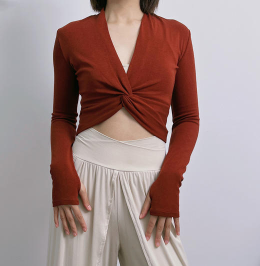 AddOne+1 运动瑜伽休闲时尚前交叉系带螺纹长袖外搭 商品图2